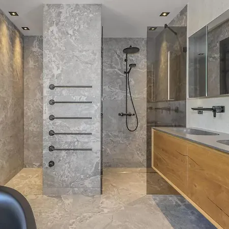 Spacious 3-bedroom Retreat With Sauna In Zermatt's Scenic Center アパート *